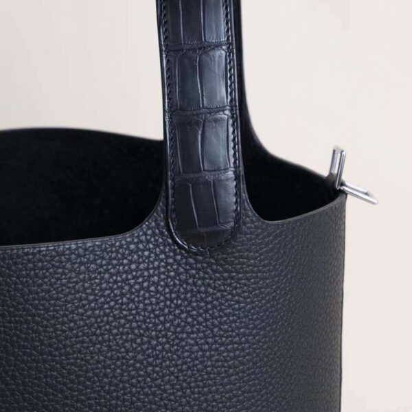 HERMÈS Picotin 22CM Touch Clememce/Matter Alligator Leather CK89 Noir Silver Hardware