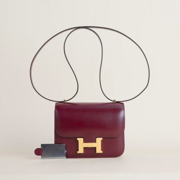 HERMÈS Constance 1-18 57 Bordeaux Box Leather 18CM GHW Hardware