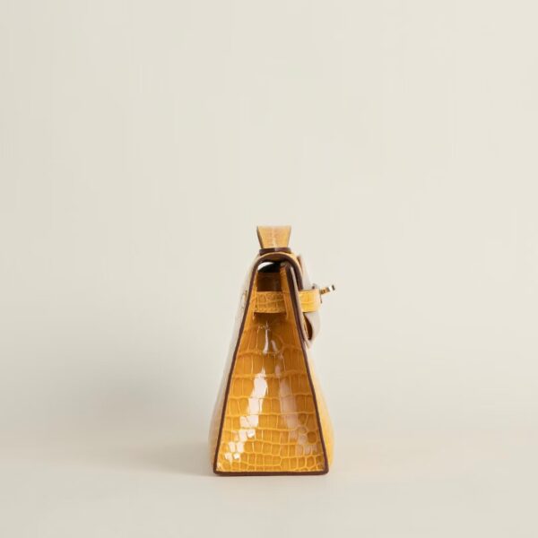 HERMÈS Kelly Pochette Shiny Alligator Crocodile 22CM 9D Jaune Amber GHW Hardware