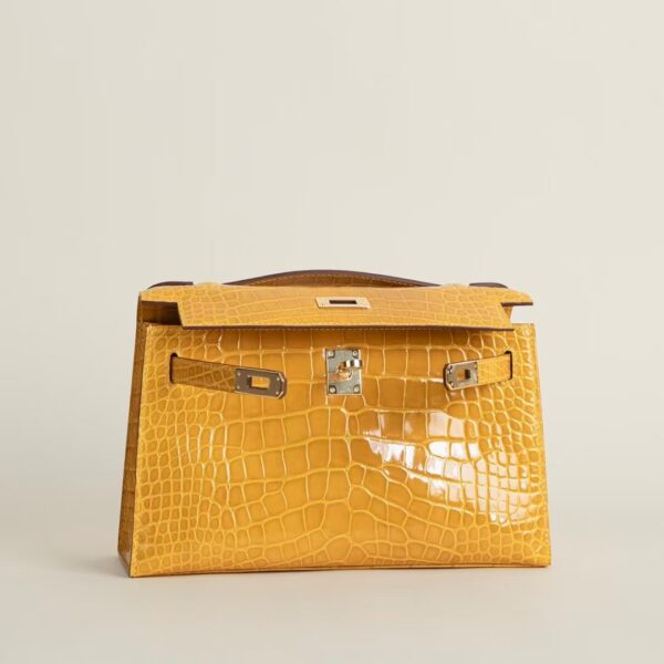 HERMÈS Kelly Pochette Shiny Alligator Crocodile 22CM 9D Jaune Amber GHW Hardware