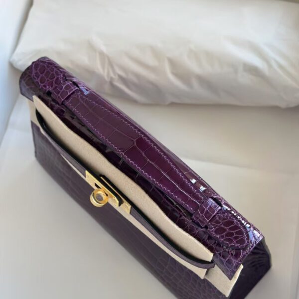 HERMÈS Kelly Pochette Shiny Alligator Crocodile 22CM N5 Cassie GHW Hardware