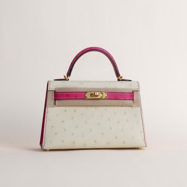 HERMÈS Mini Kelly Ostrich Leather 3C Parchemin / E5 Rose tyrien GHW Hardware