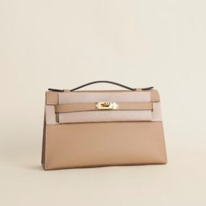 HERMÈS Kelly Pochette Swift Leather 0M Chai 22CM GHW Hardware