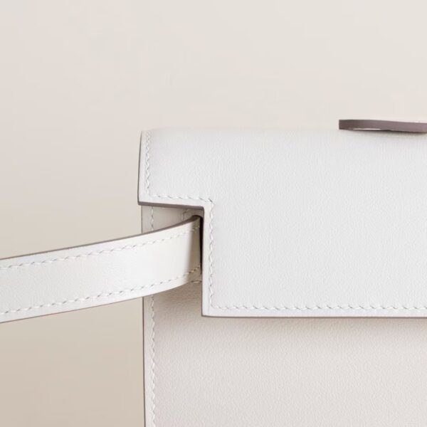 HERMÈS Kelly Cut Swift Leather CK10 Craie 31CM Rose GHW