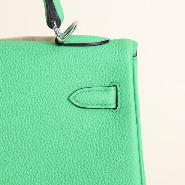 HERMÈS Kelly Bag Togo Leather OZ Vert Comics 25CM PHW