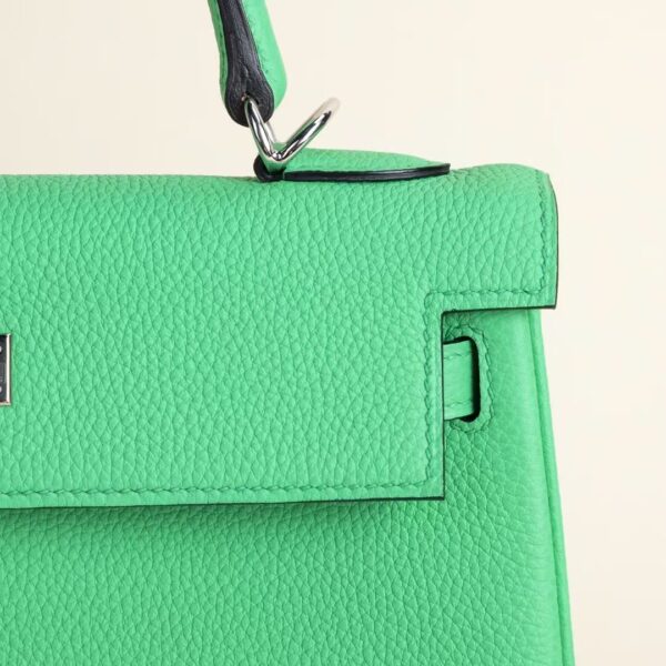 HERMÈS Kelly Bag Togo Leather OZ Vert Comics 25CM PHW