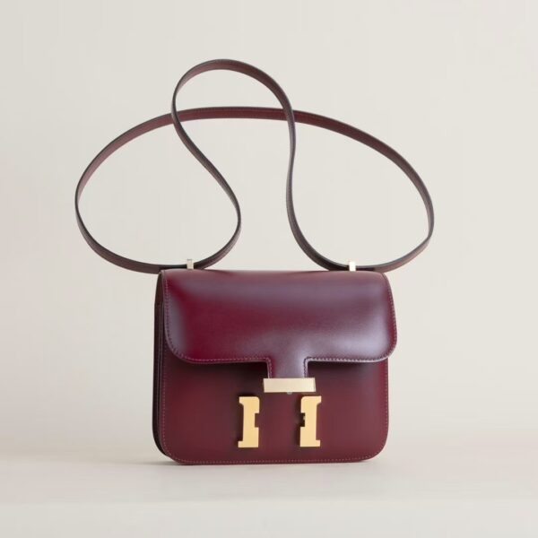 HERMÈS Constance 1-18 57 Bordeaux Box Leather 18CM GHW Hardware