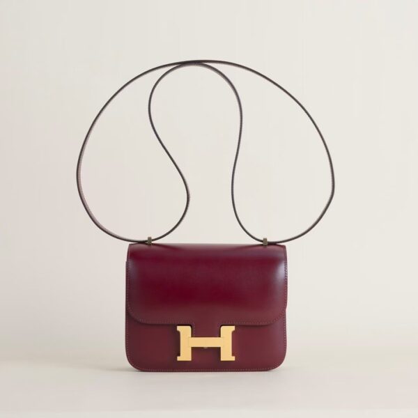 HERMÈS Constance 1-18 57 Bordeaux Box Leather 18CM GHW Hardware